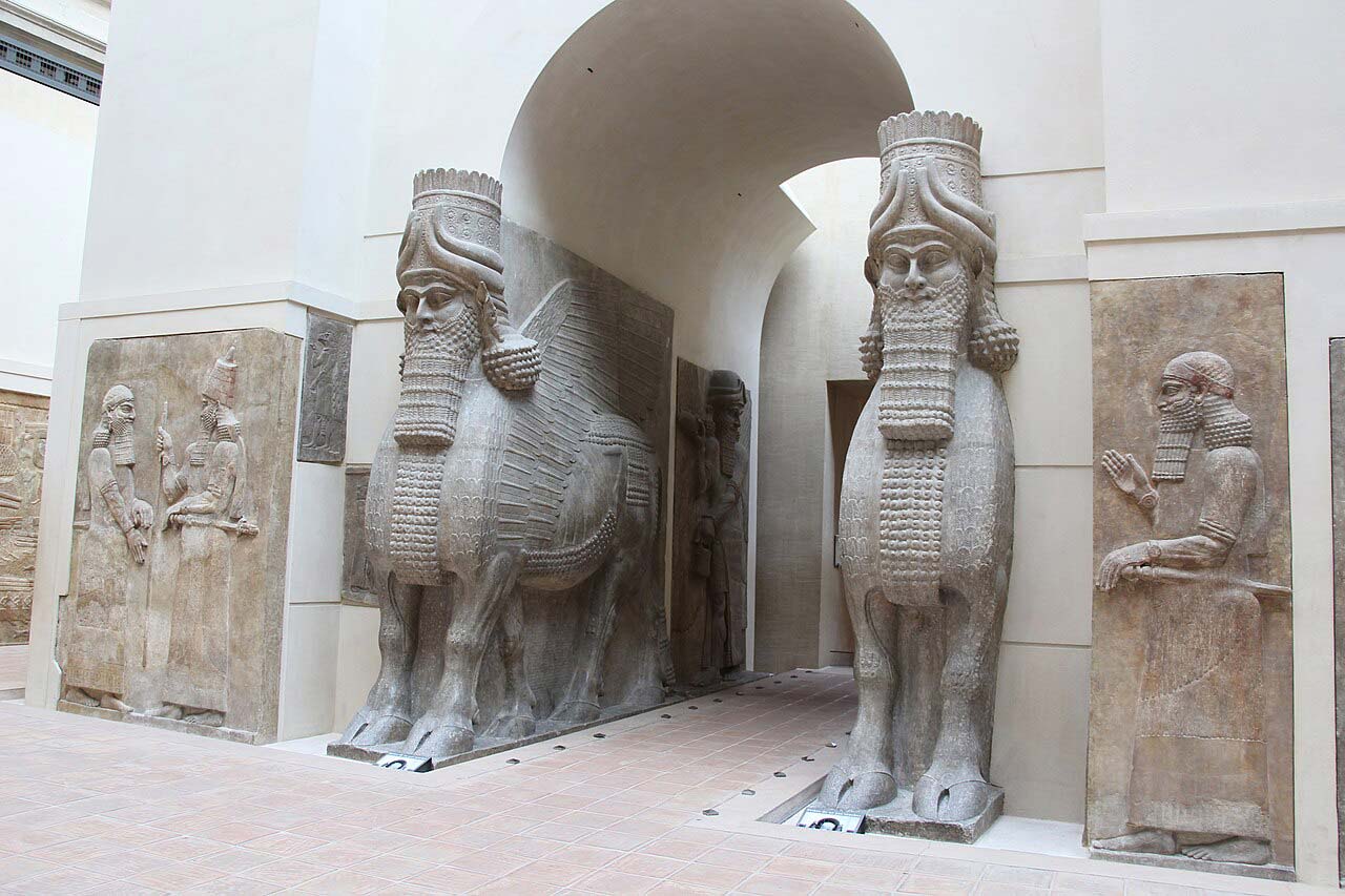 La salle des antiquités orientales, Musée du Louvre